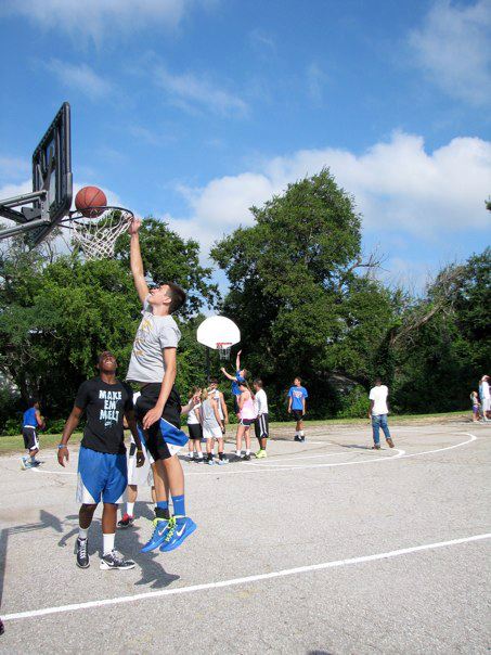 1170672_705697446184_1763740771_n