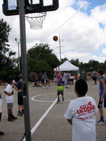 527036_705861981454_1992487529_n